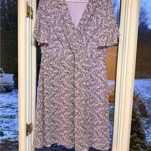 Suzy Shier short sleeve midi dress